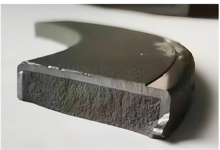 फैब यील्ड को अधिकतम करना: क्यों सीवीडी सॉलिड SiC क्रिटिकल चैंबर पार्ट्स के लिए अंतिम विकल्प है